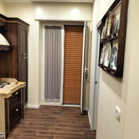 La Dimora Di Alex Apartment เนเปิลส์ ภายนอก รูปภาพ