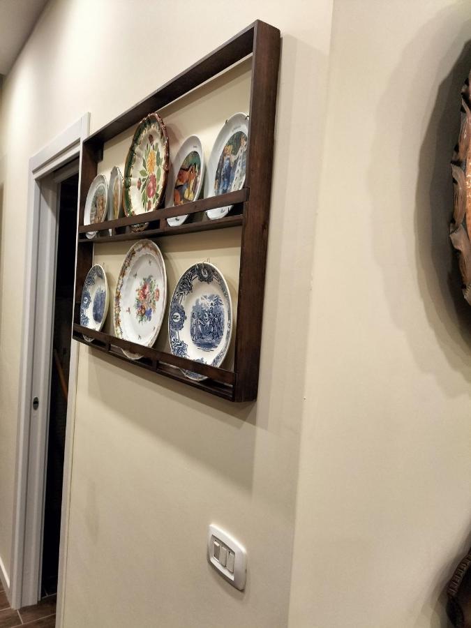 La Dimora Di Alex Apartment เนเปิลส์ ภายนอก รูปภาพ