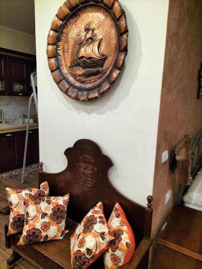 La Dimora Di Alex Apartment เนเปิลส์ ภายนอก รูปภาพ